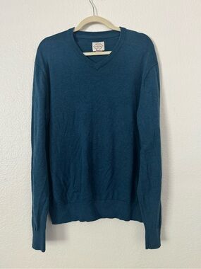 St. John's Bay Men's V-Neck Sweater in Teal